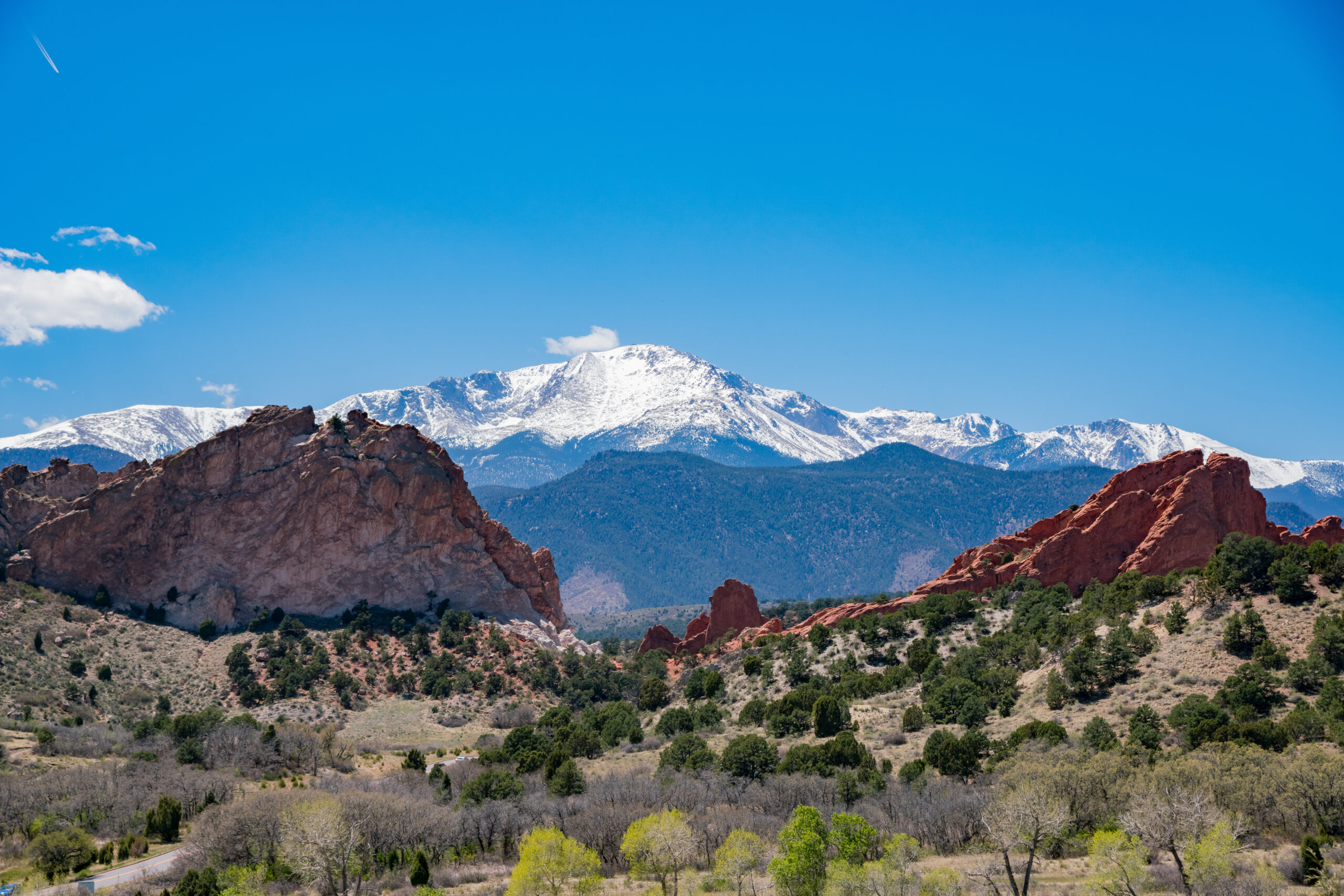 Image of the famous Garden of the Gods in Colorado